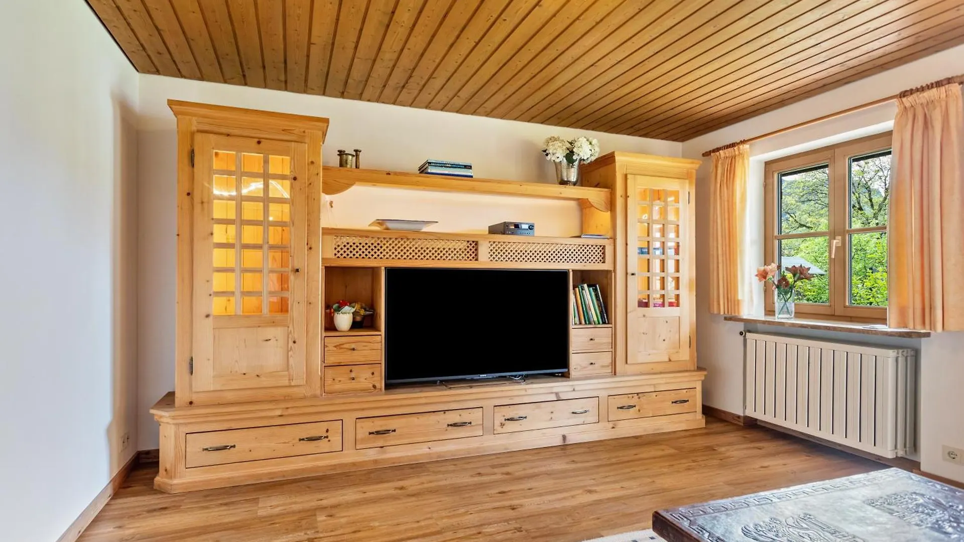 Apartment Ferienwohnung An Den Bergen Unterwoessen